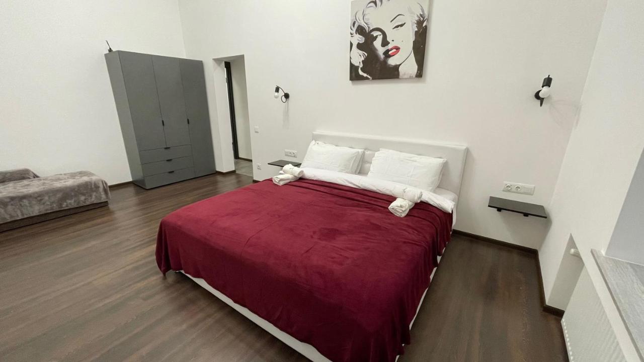 Rv Old City Apartment Velyka Vasylkivska 28,Self Check-In 24Х7 Kiev Bagian luar foto