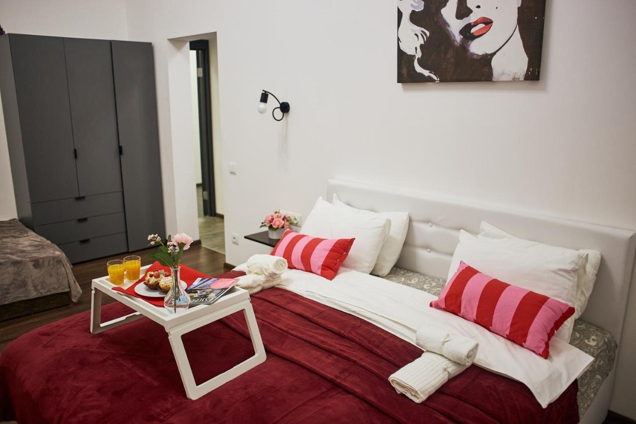 Rv Old City Apartment Velyka Vasylkivska 28,Self Check-In 24Х7 Kiev Bagian luar foto